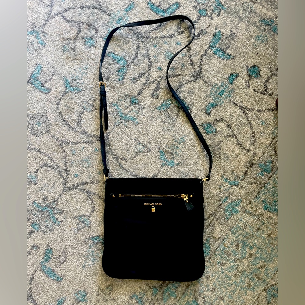Michael Kors black cross body purse
